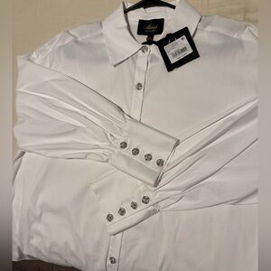 NWT MUSE women's shirt, white color, size L